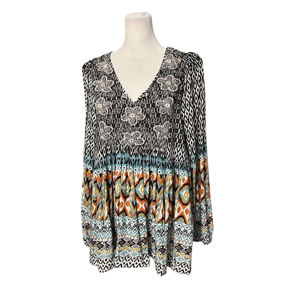 Sundance Stella Black Ikat Embroidered Vneck Top Size Large - Picture 2 of 8